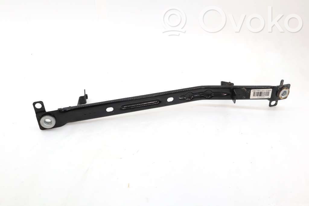 Volvo XC40 Suport fixare rezervor combustibil 