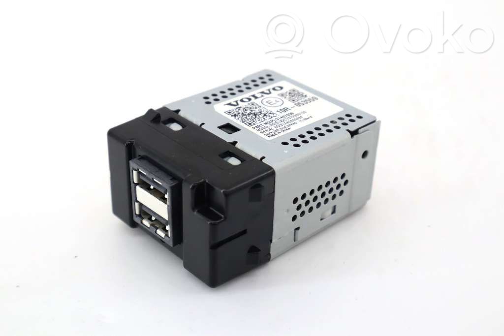 USB socket connector   31407038,A2C7572930100,31407038