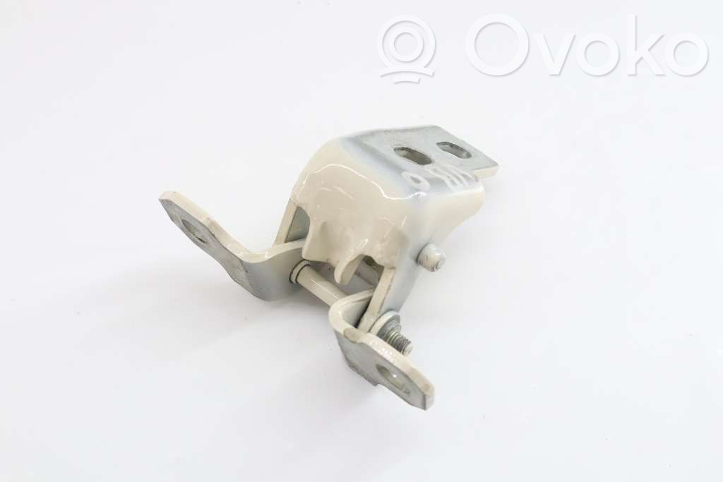 Renault Captur Front door upper hinge 