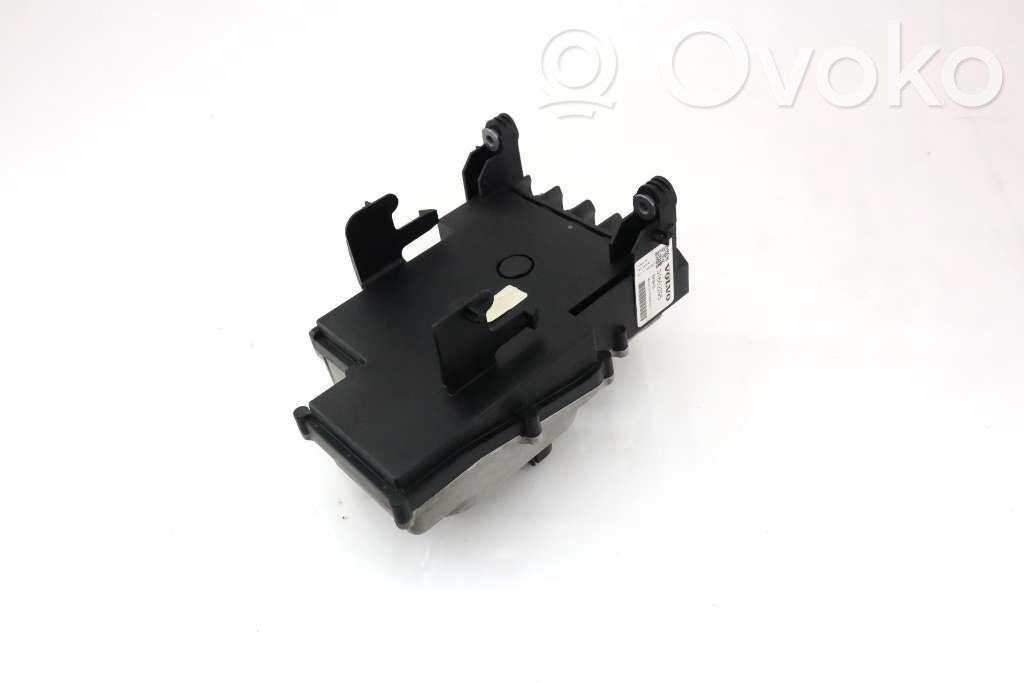 Volvo S90, V90 Battery control module 