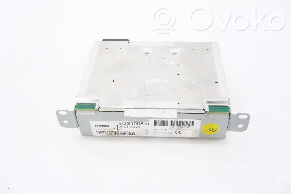Opel Vivaro Panel / Radioodtwarzacz CD/DVD/GPS 
