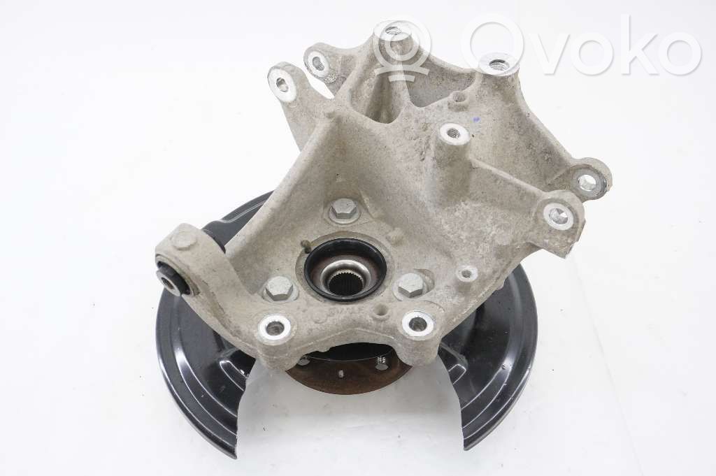 Volvo XC40 Cubo de rueda delantera 