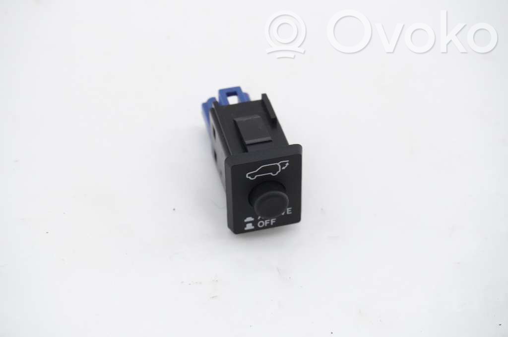 Mitsubishi Outlander Tailgate/boot open switch button 