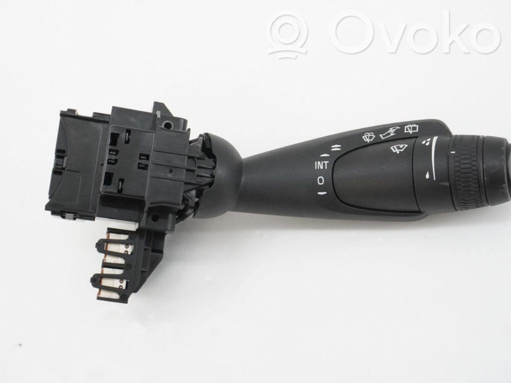 Volvo XC40 Wiper control stalk 