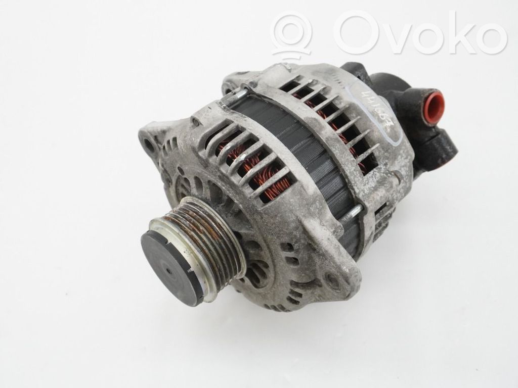 Opel Astra H Generator/alternator 