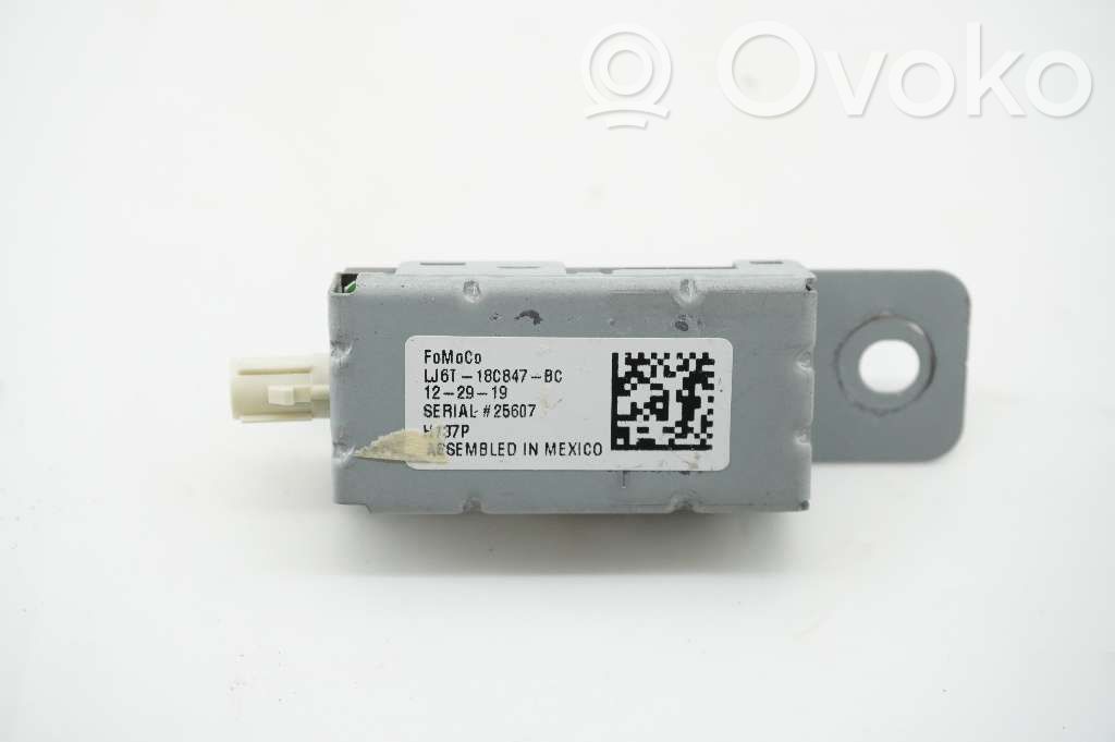 Ford Kuga III Amplificator antenă aeriană 