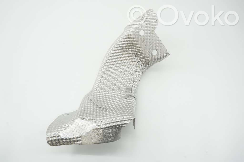 Volvo S90, V90 Protección térmica del escape 