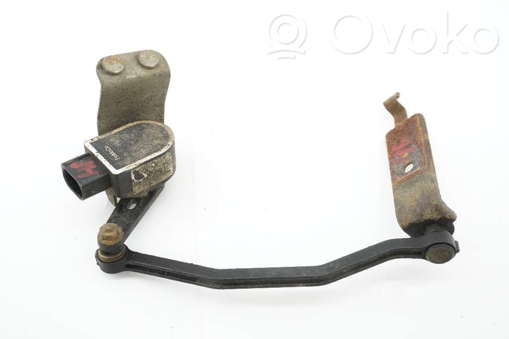 Volvo XC70 Headlight/headlamp level sensor 