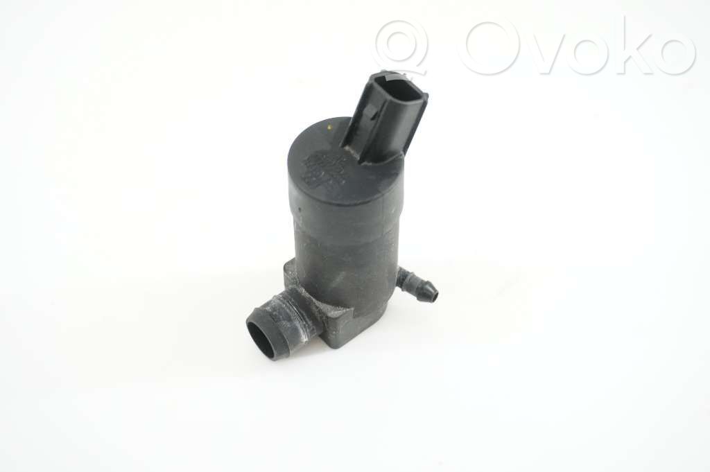 Windscreen/windshield washer pump   31349235,1S7117K624DD