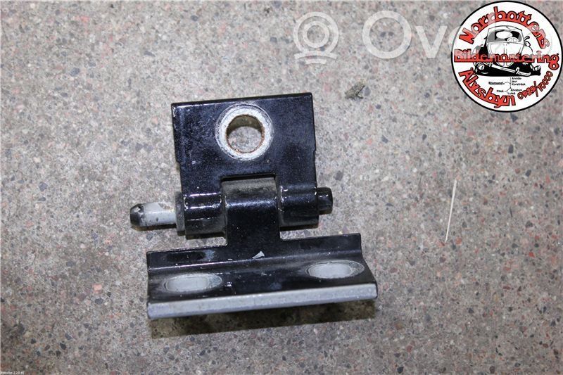 Volvo XC90 Front door upper hinge 
