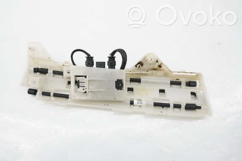 Tailgate/trunk control unit/module   31419502,31652261