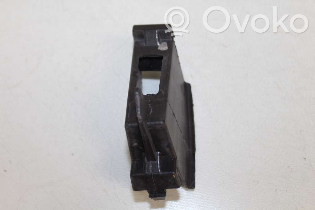 Mazda 2 Front bumper mounting bracket 