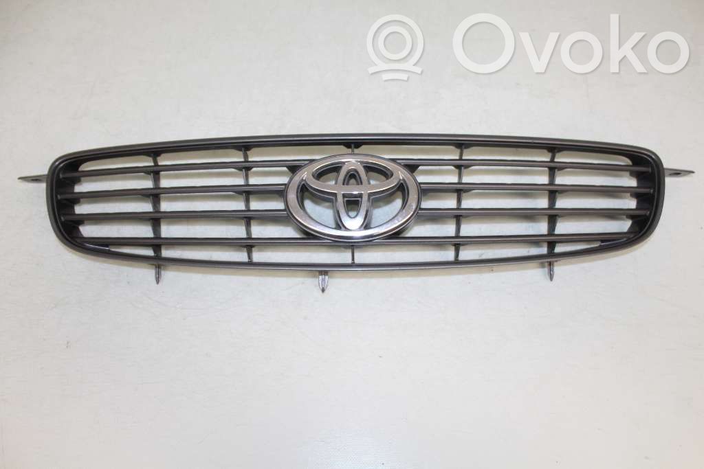 Toyota Corolla E110 Etupuskurin alempi jäähdytinsäleikkö 
