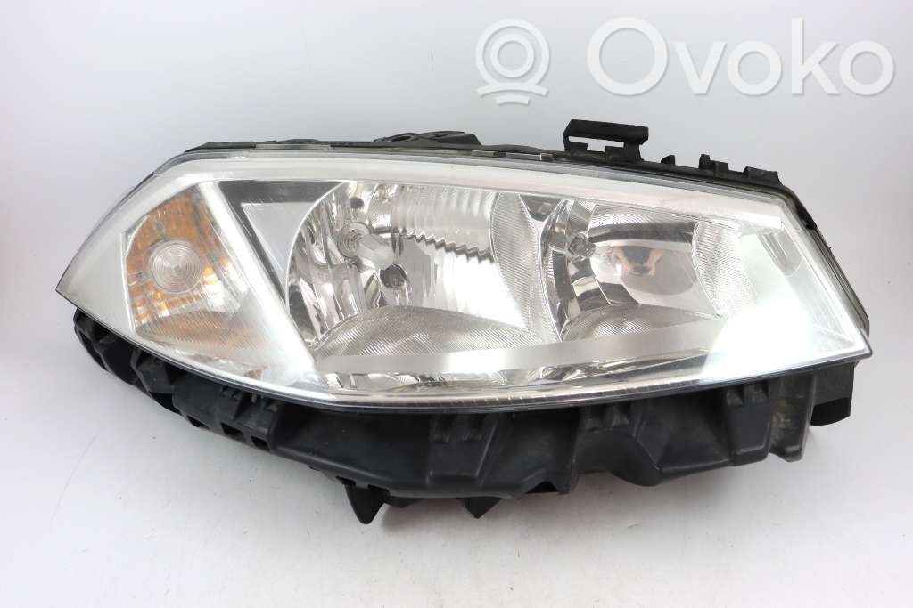 Renault Megane II Scheinwerfer 