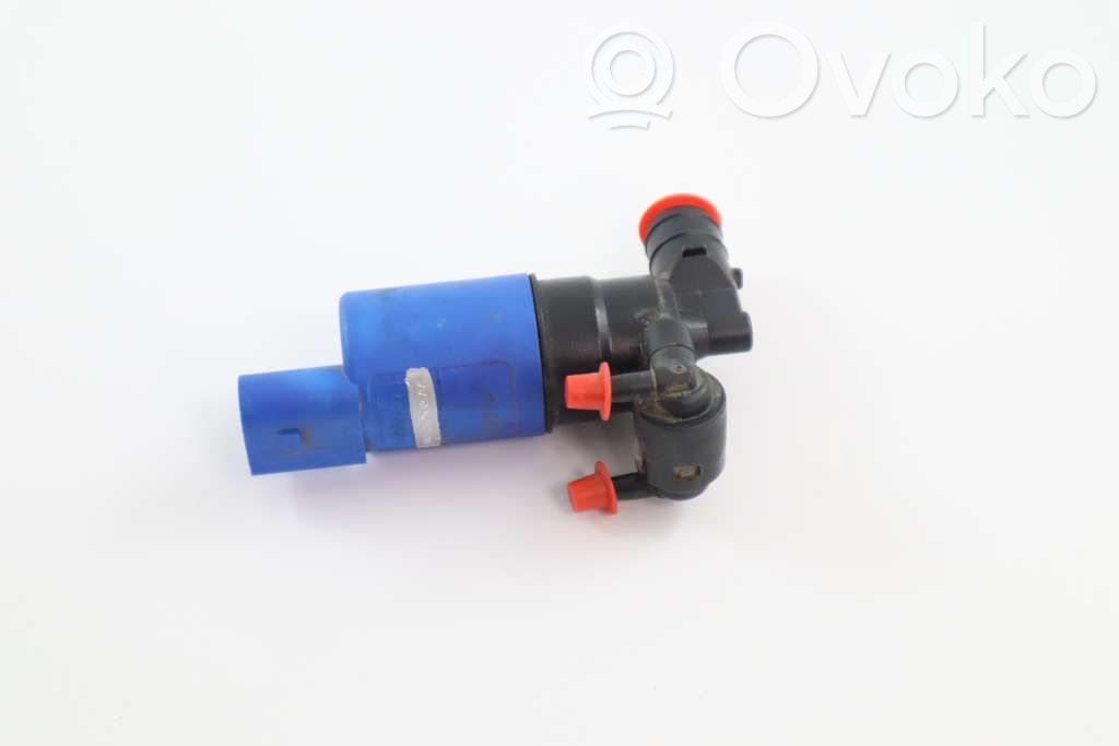Headlight washer pump   31416483,AV6113K082AA