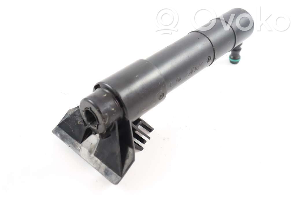 Ford Focus Headlight washer spray nozzle 