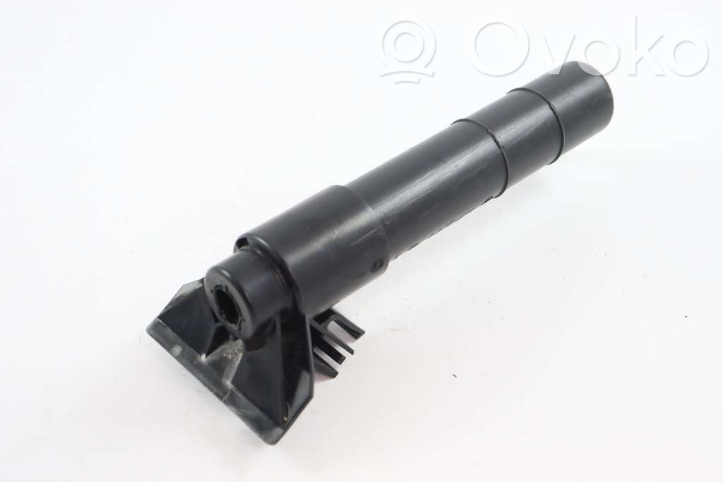 Ford Focus Headlight washer spray nozzle 
