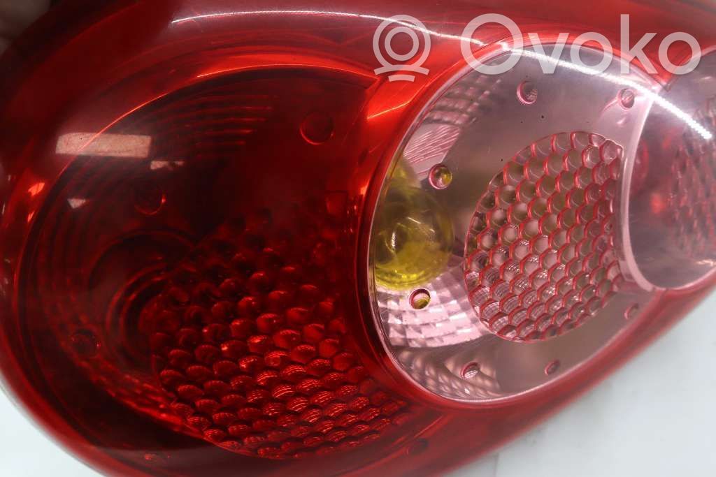 Toyota Aygo AB10 Lampă spate în caroserie 