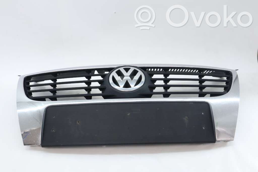 Volkswagen PASSAT B6 Grilă inferioară bară față 