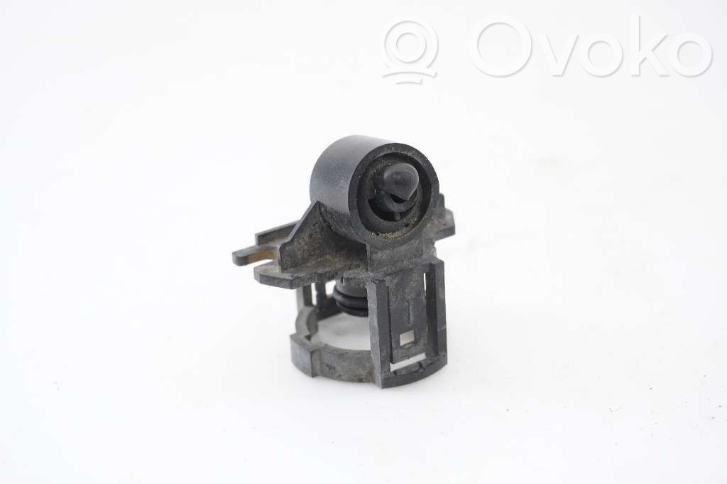 Lexus RX 330 - 350 - 400H Ugello a spruzzo lavavetri per faro 