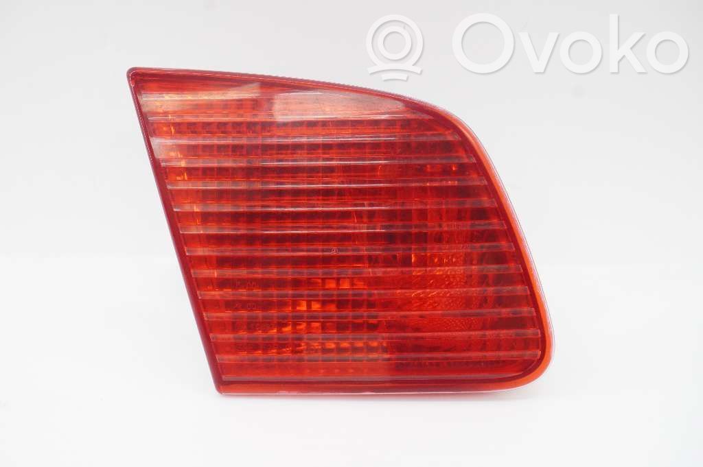 Saab 9-5 Takaluukun takavalot 