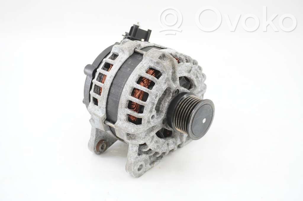 Nissan Qashqai Generatore/alternatore 