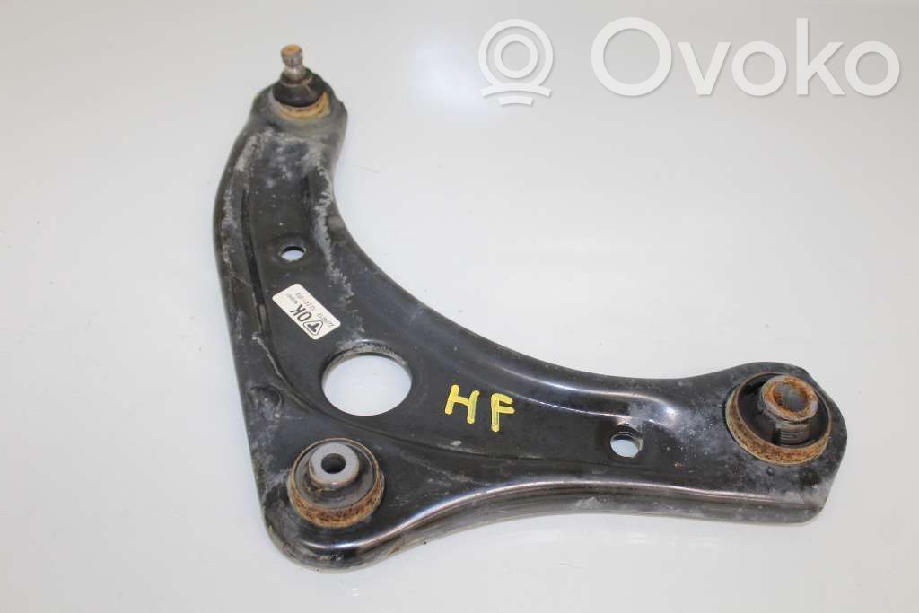 Nissan Note (E12) Querlenker Achsschenkel vorne 