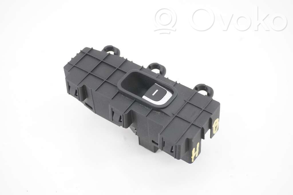 KIA Niro Electric window control switch 
