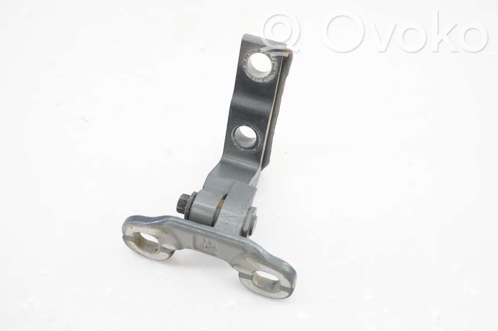 Volvo V40 Cross country Front door upper hinge 