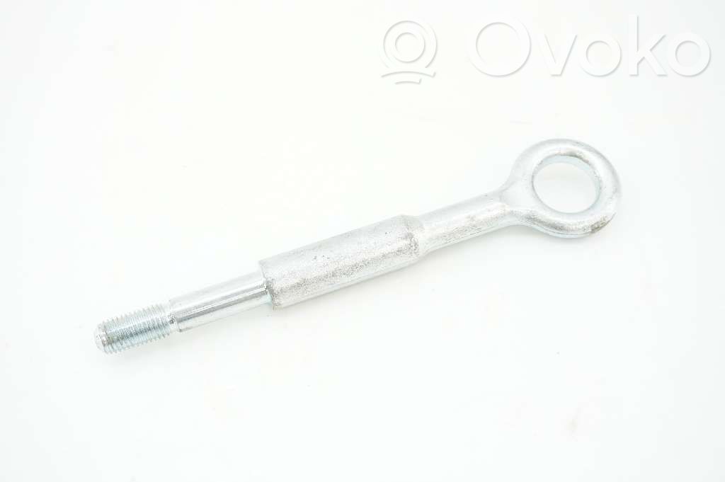 Volvo XC70 Anillo de remolque 