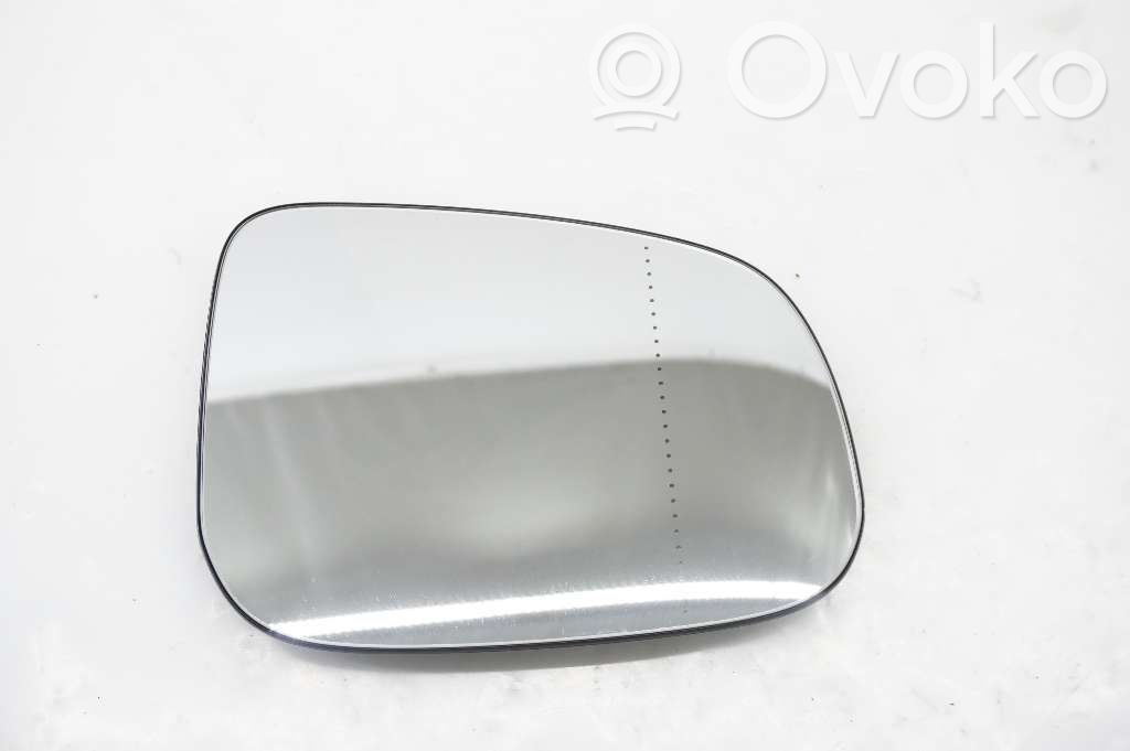 Volvo V50 Sivupeilin lasi 