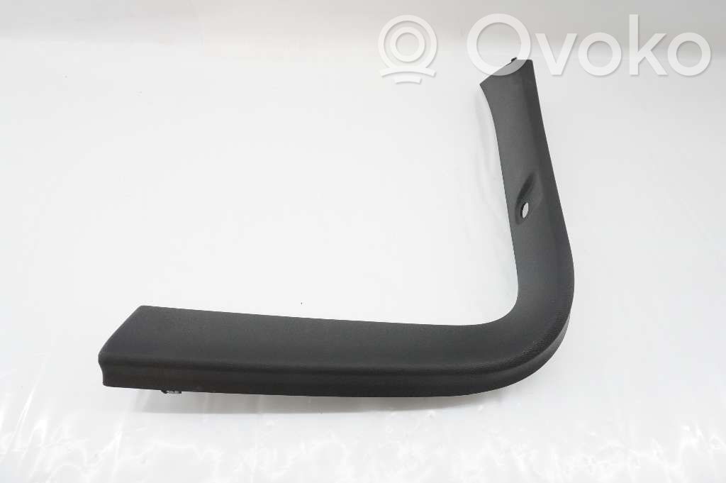 Volvo XC40 Tailgate/boot lid cover trim 