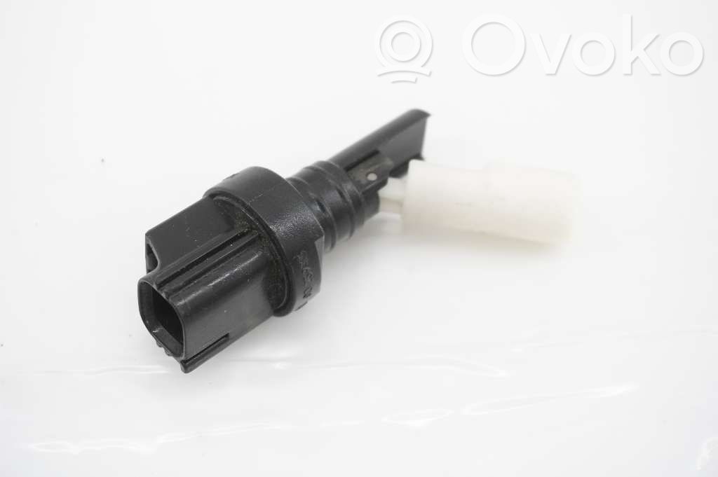 Windshield washer fluid level sensor   31333113