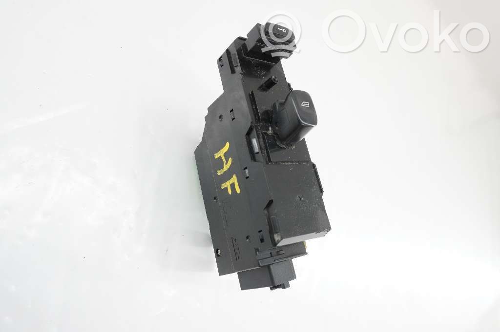 Electric window control switch   30658147,30658147,30658147