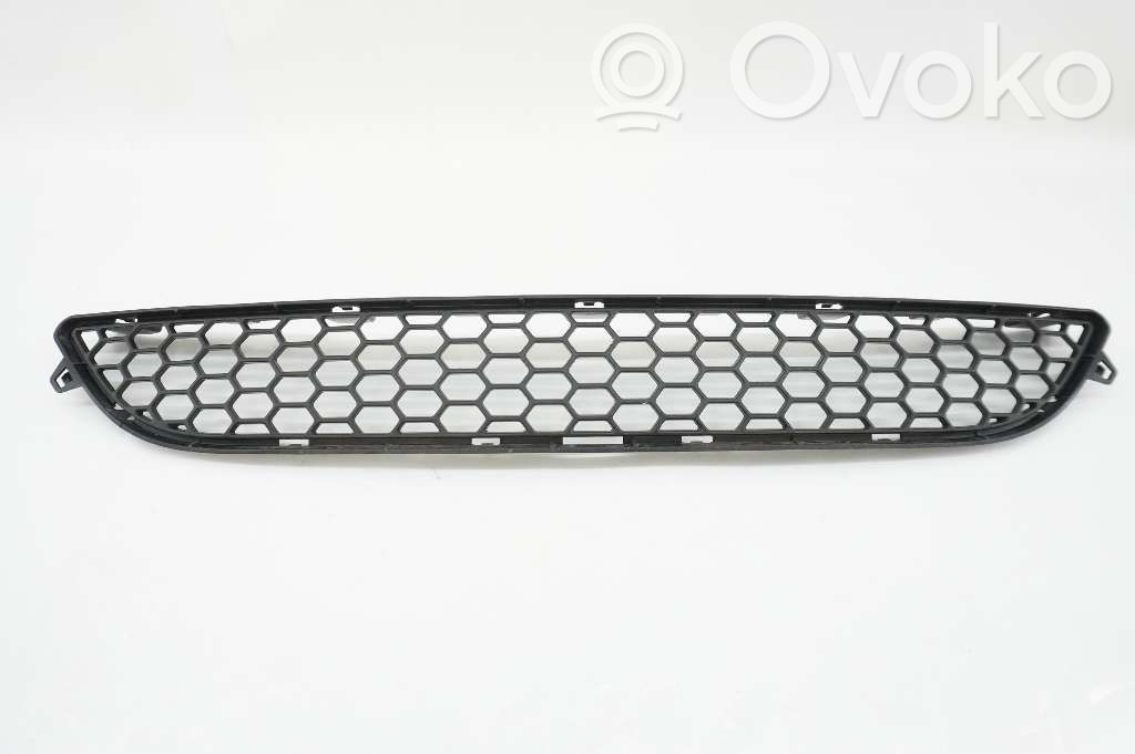 Volvo V60 Front bumper lower grill 