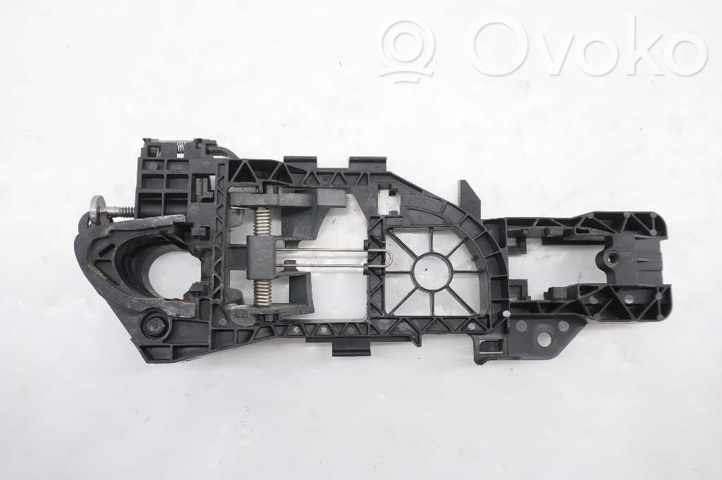 Volkswagen PASSAT B7 Etuoven ulkokahva