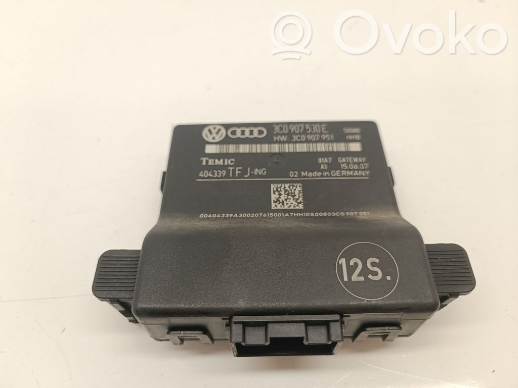 Volkswagen PASSAT B6 Gateway control module 