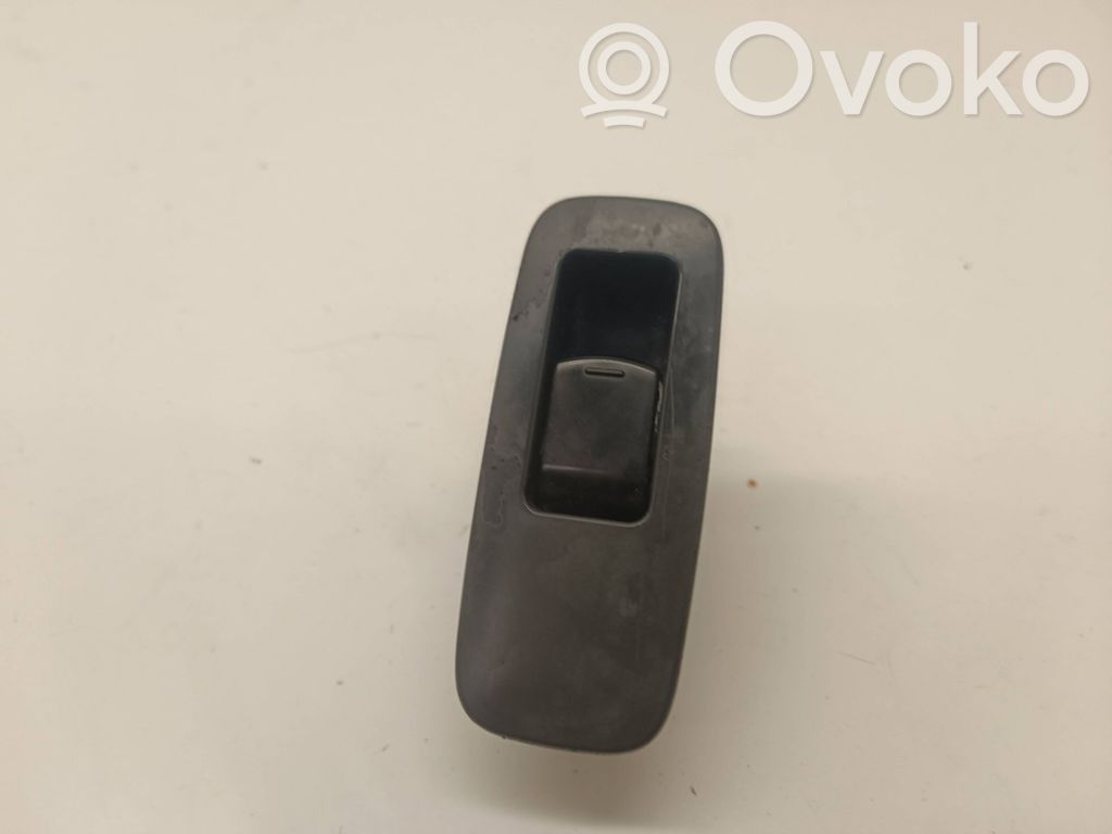 Nissan Qashqai Electric window control switch 