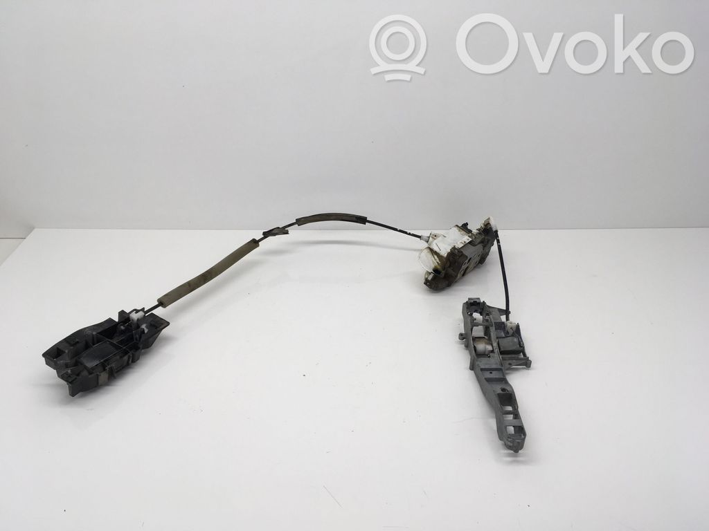 Priekšpusē slēdzene   A01853,PSA828407,2243M0048K1