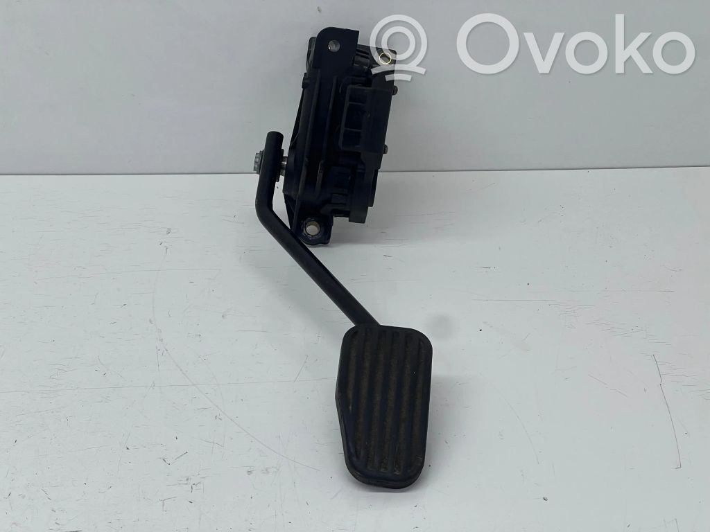 Volvo XC90 Accelerator throttle pedal 