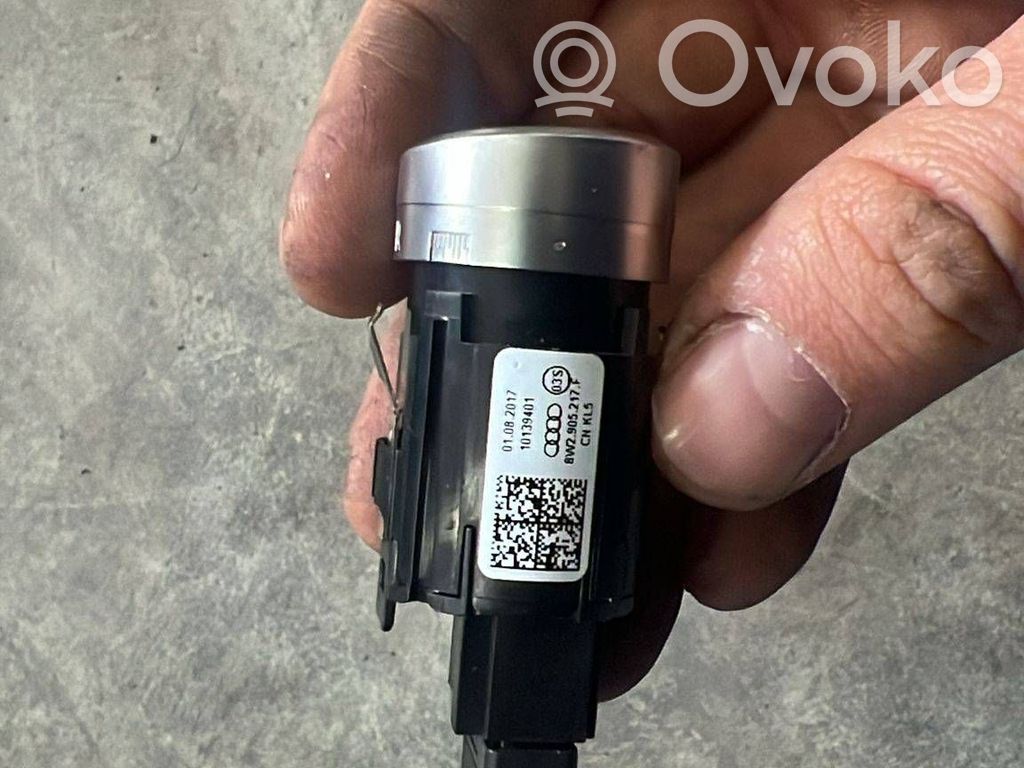 Engine start stop button switch   8W2905217F