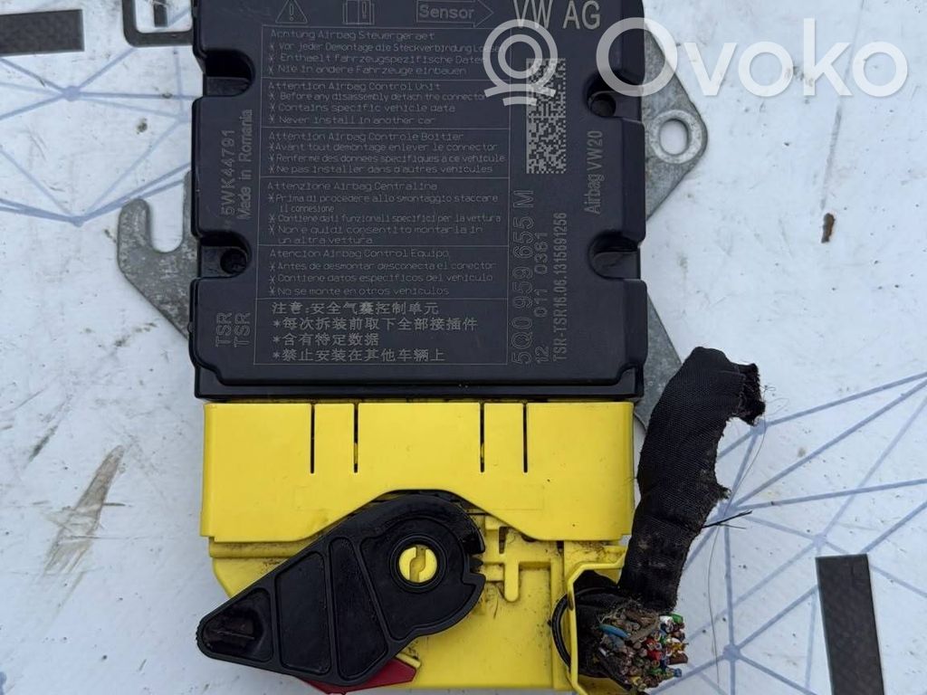 Volkswagen Golf VII Unitate/modul de comandă airbaguri 