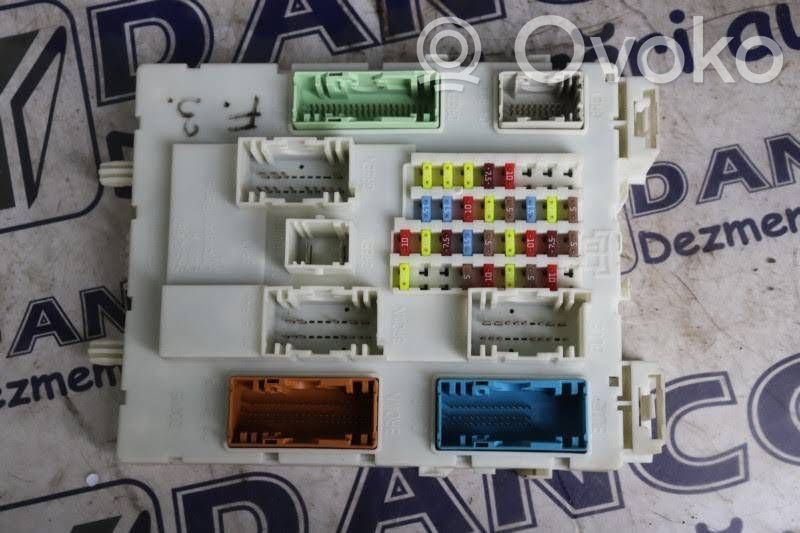Ford Focus Fuse module 