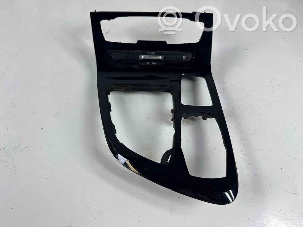 BMW 2 F45 Ramka drążka zmiany biegów 