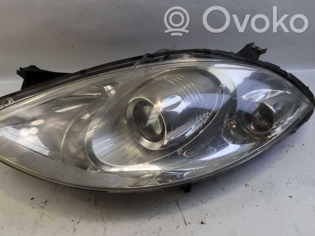 Mercedes-Benz A W169 Lampa przednia 