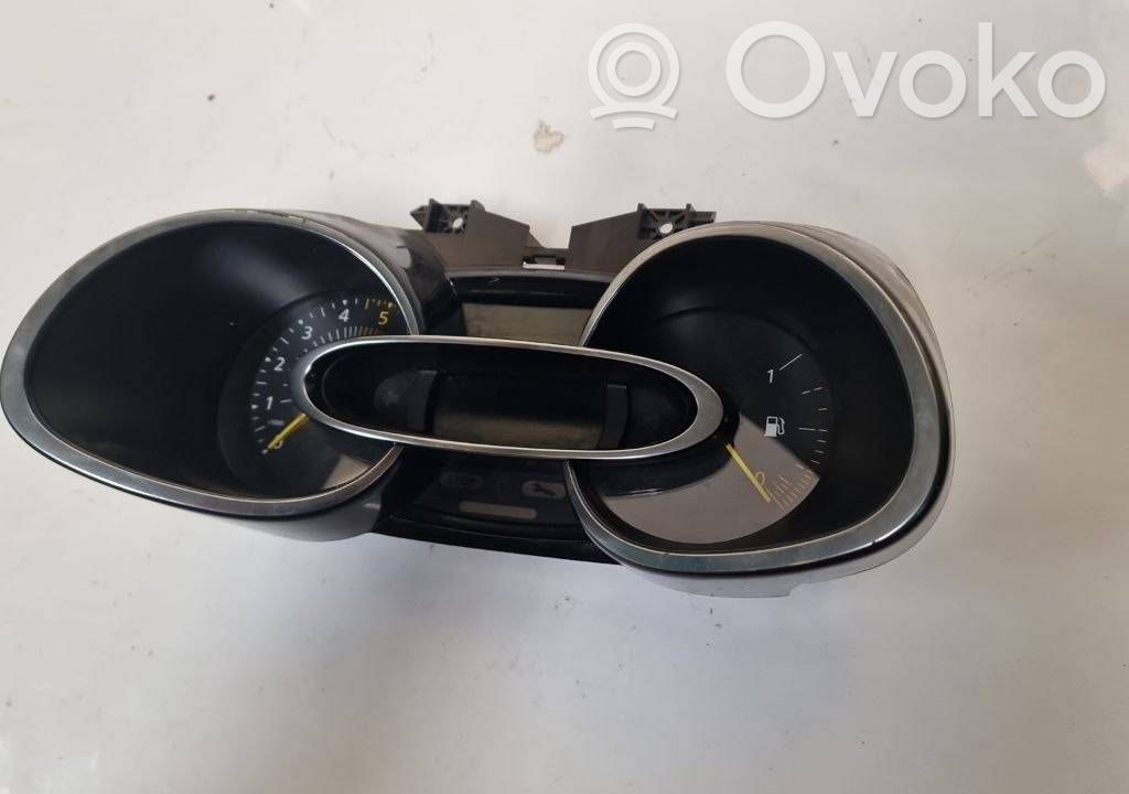 Renault Clio IV Speedometer (instrument cluster) 