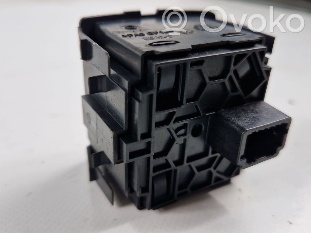 Headlight level height control switch   A414679,P51902972R
