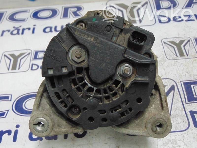 Opel Zafira B Ģenerators 
