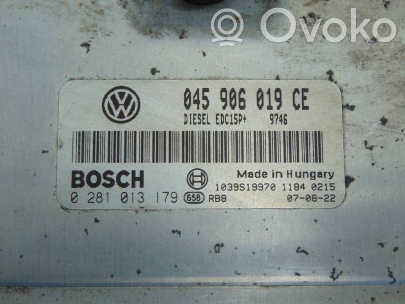 Skoda Fabia Mk2 (5J) Engine control unit/module 