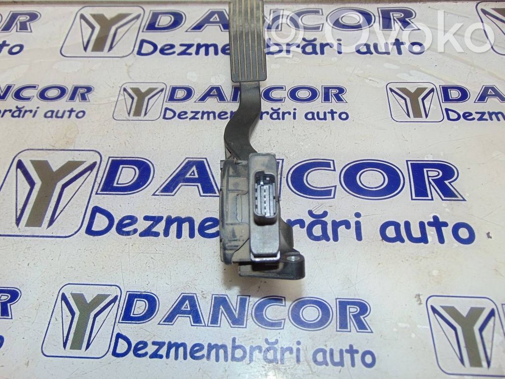 Peugeot 207 Accelerator throttle pedal 